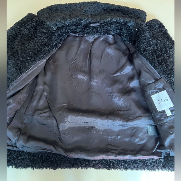 COS Oversized Faux Shearling Jacket - Picture 9 of 14